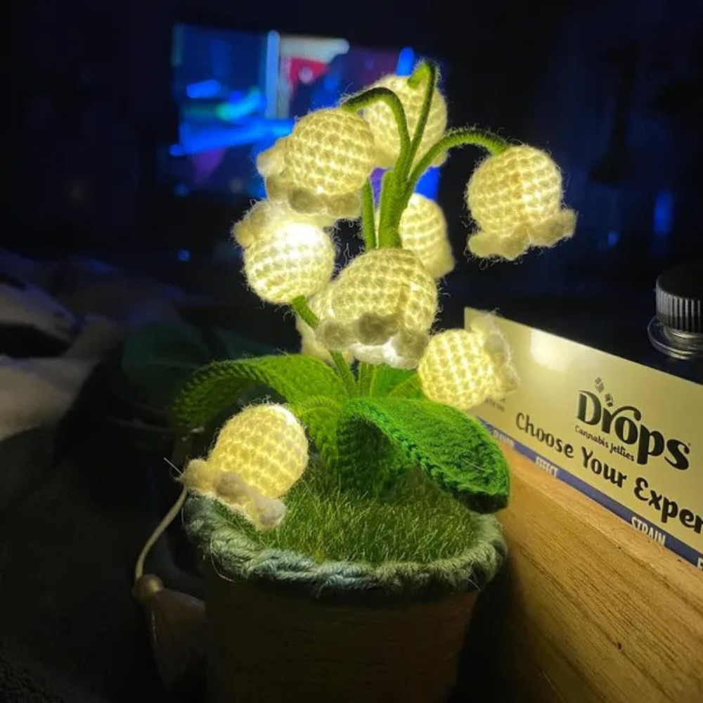 Lily Glow Tığ Lambası