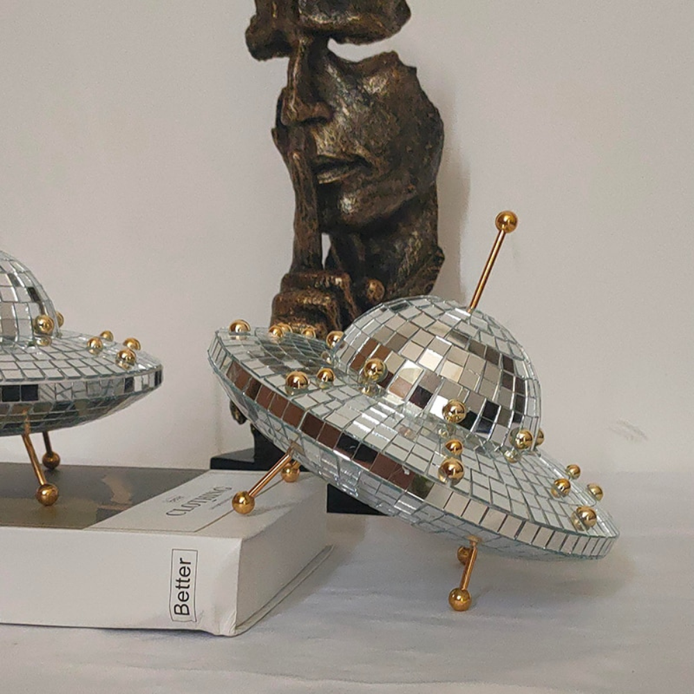 Disko Topu UFO Dekoru