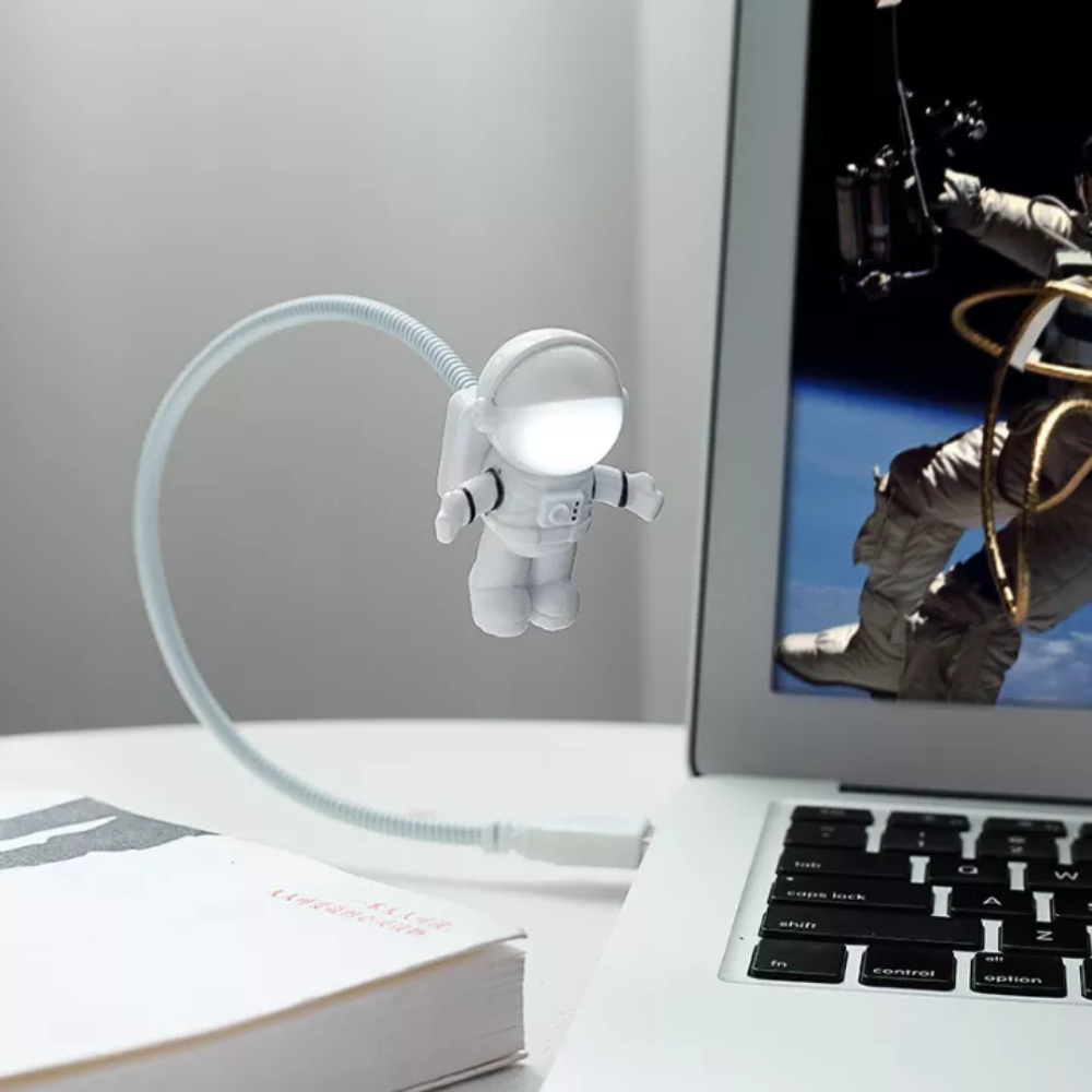 Astronot Gece Lambası