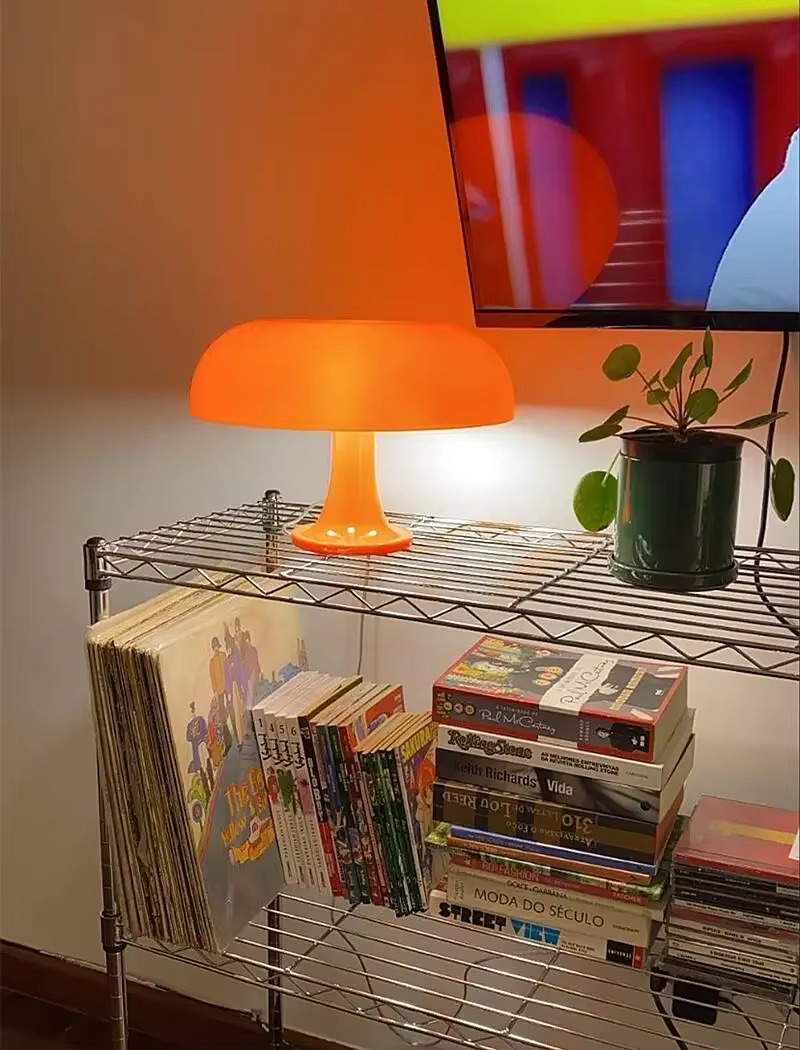 İtalyan Tasarım Mantar Led Lamba